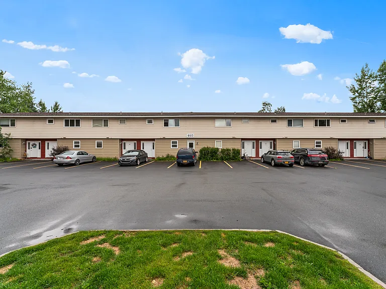 470 Dailey Ave #B7 — Photo 1
