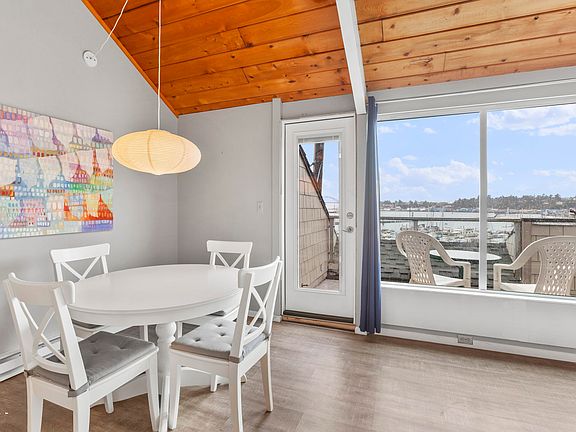 4th image of 1000 SE Bay Blvd #502/602