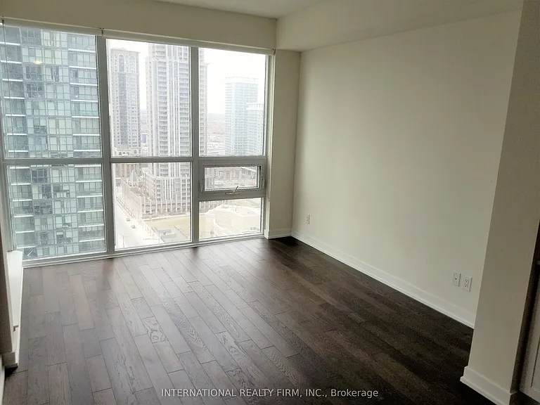 510 Curran Pl #2206 — Photo 8