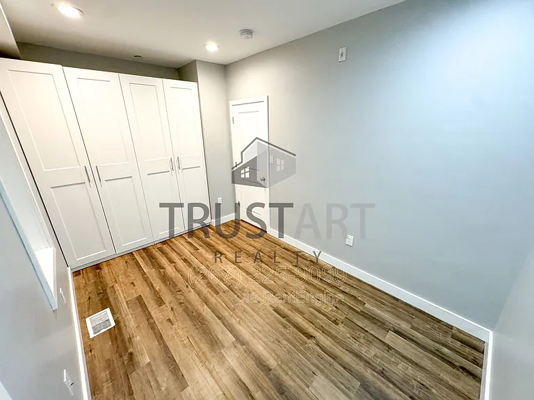 1712 N Marshall St #1 — Photo 8