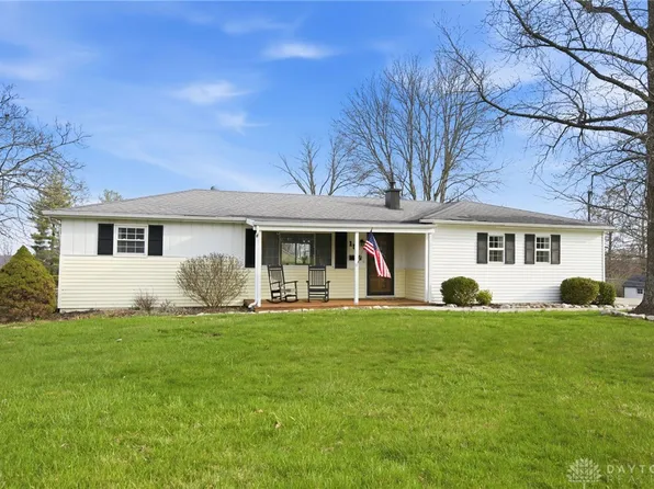 15 Sunny Ln, South Lebanon, OH 45065