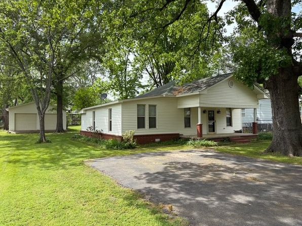 405 Avenue 2 NE, Atkins, AR 72823