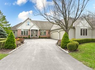 7547 W Sunnyvale Ct, Mequon, WI 53092