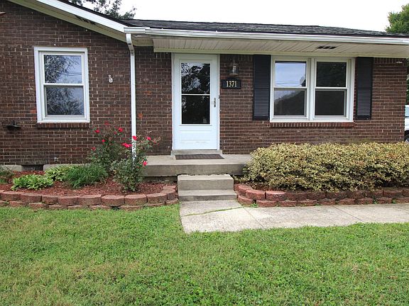 4th image of 1371 Fisher Ln