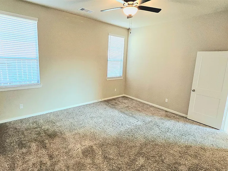 16307 Little Pine Creek Dr — Photo 5