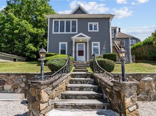 54 Hillside Ave, Tiverton, RI 02878