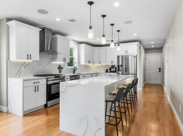 170 Bradford St #3, Everett, MA 02149