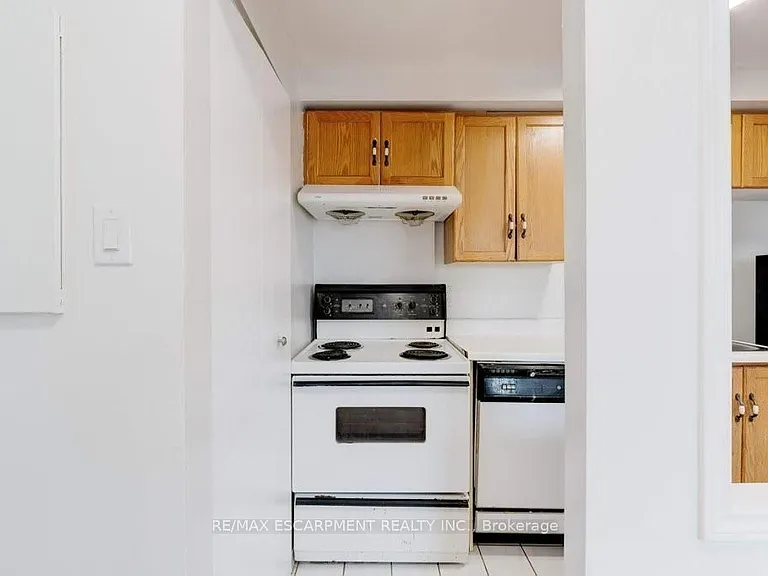 175 Hunter St E #207 — Photo 13