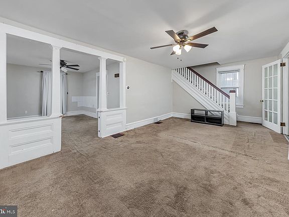 5th image of 437 E Barber Ave