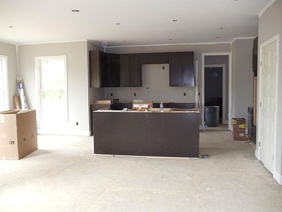 2nd image of 5373 Woodview Way