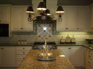 1851 W Meadowbrook Dr, Santa Ana, CA 92704