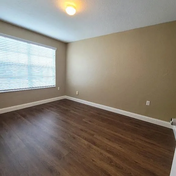 2310 Prime Cir #B — Photo 12