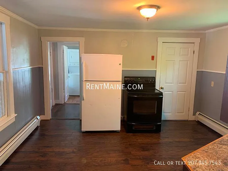 1237 State St #1 — Photo 2