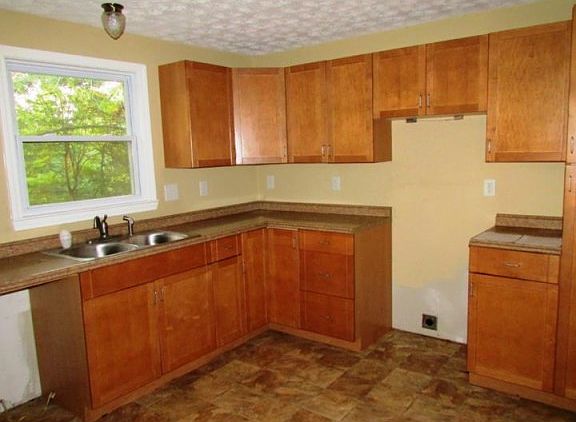 5th image of 2123 Rockies Ct