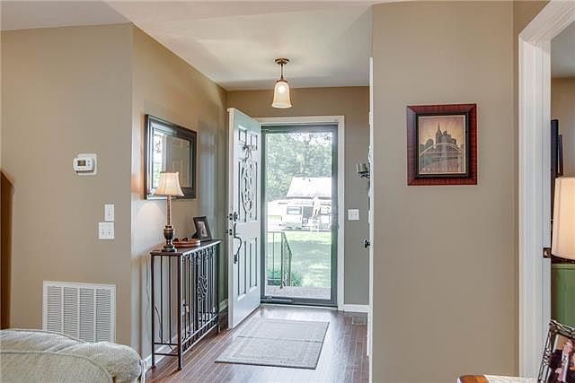 2nd image of 5640 Oakes Dr