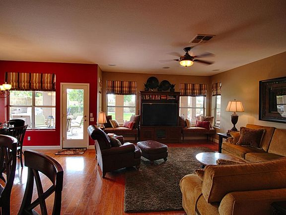 5th image of 2501 E Desert Willow Dr