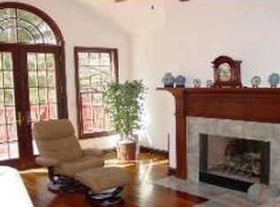 1520 E Wingfield Dr, Bloomington, IN