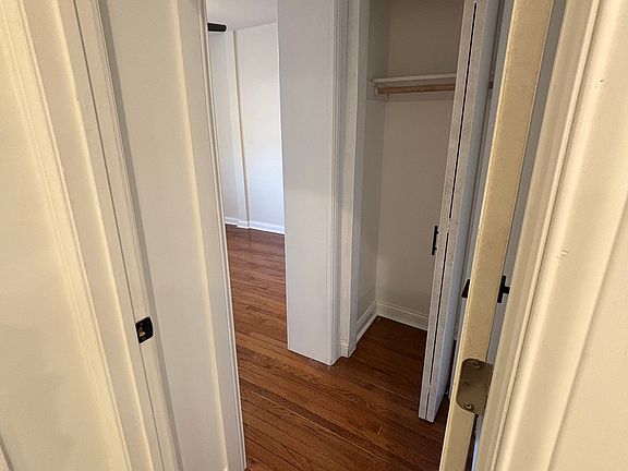 5th image of 5110 N Kimball Ave APT 2