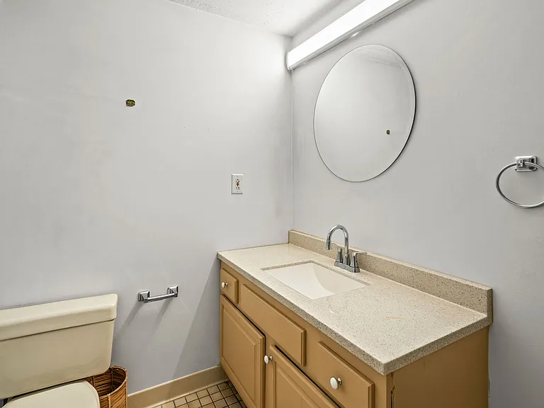 12 9th St #502 — Photo 25