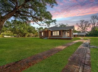 612 Live Oak Ave, Kingstree, SC 29556