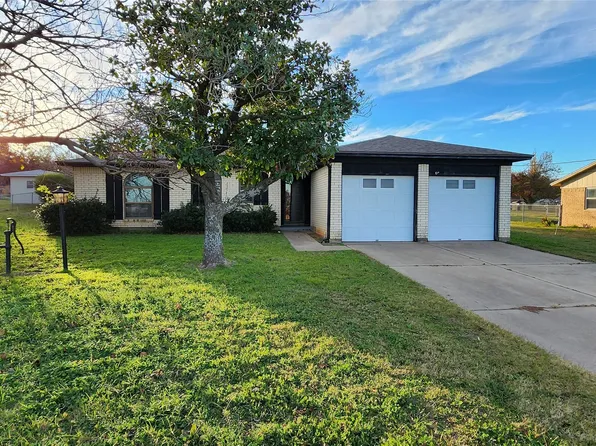 1018 N Seaman St, Eastland, TX 76448