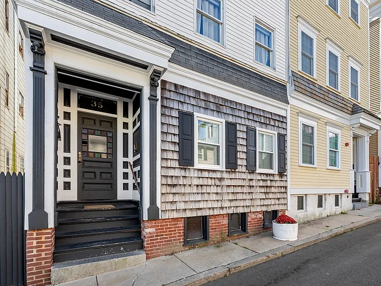 35 Story St #1 — Photo 21