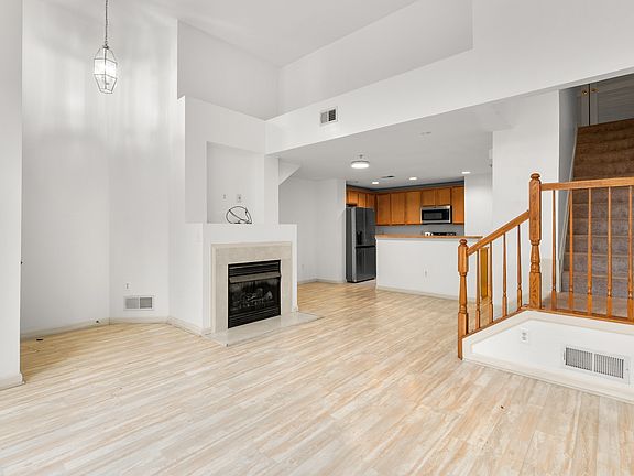 5th image of 12250 Open View Ln #811