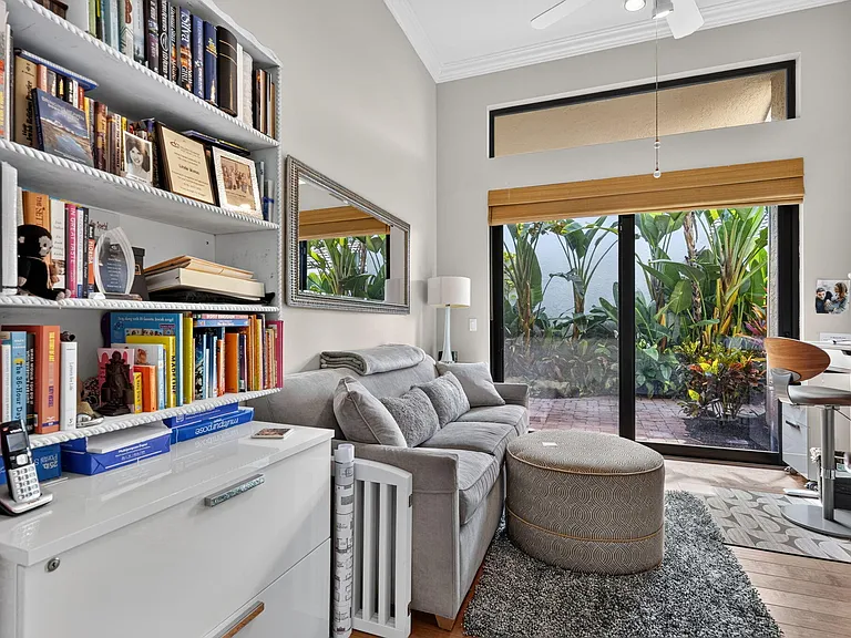 210 Coral Cay Ter — Photo 5