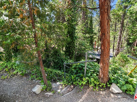 2nd image of 23786 Wildwood Ln