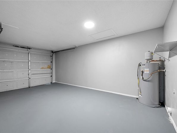 fayetteville-arkansas-448601819 picture