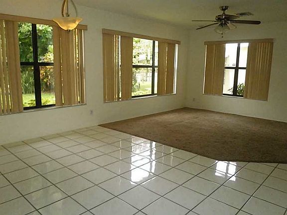 4th image of 1778 NE 39th St