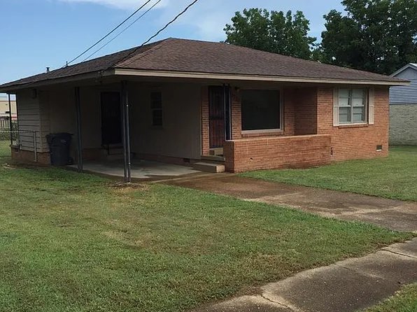 1318 Pardew St, Jonesboro, AR 72401
