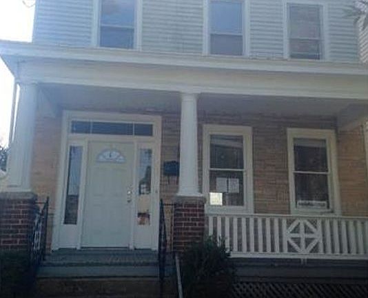 3rd image of 1407A Oakwood Ave