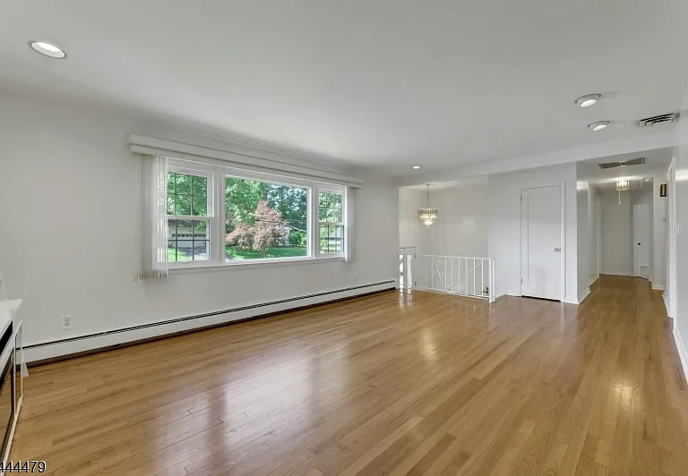 11 Rande Dr — Photo 9