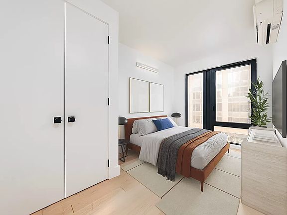 4th image of 60 W 125th St APT 1004