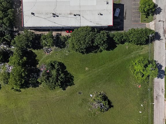 4th image of 1426 Idlewild Ln