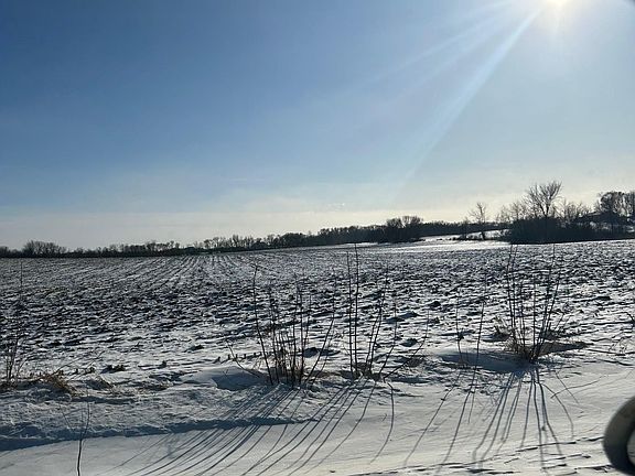 3rd image of 285th 180 Acres St