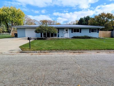 714 Frost Dr, Bay City, MI, 48706