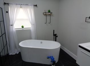 685 21st St SW, Vero Beach, FL 32962
