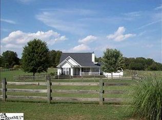 68 S Shirley Rd, Simpsonville, SC 29680