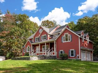 4 Clover Rd, North Reading, MA 01864