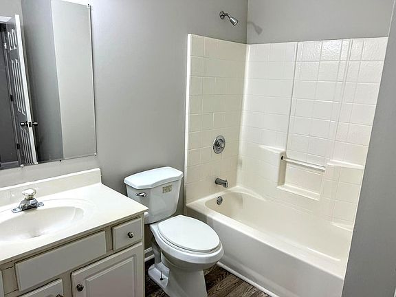 2nd image of 2914 Granville Dr NW