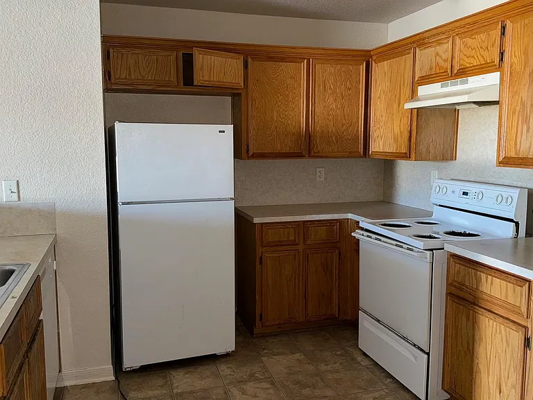 3312 Cantabrian Dr #C — Photo 11