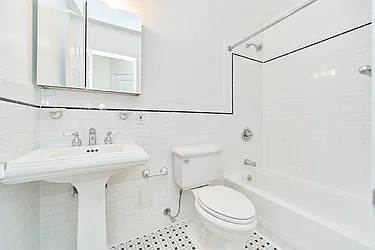 Rented by Living New York