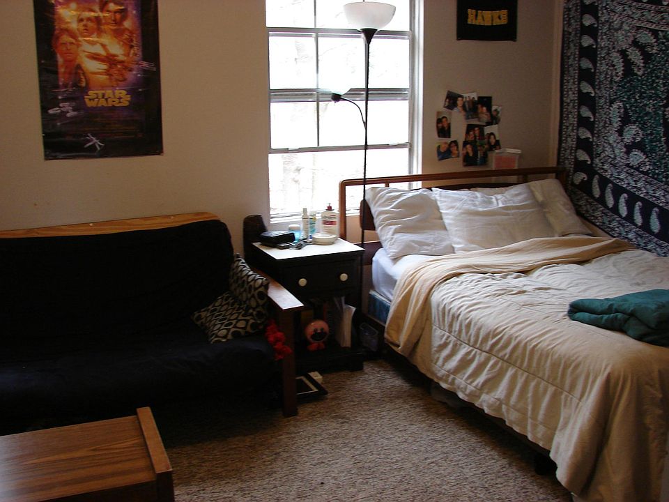 2nd image of 100 Leverett Rd