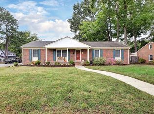 901 Elder Rd, Newport News, VA 23608