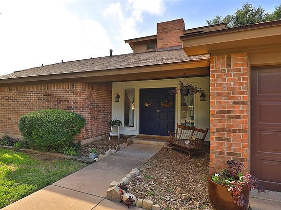 2nd image of 3533 Mistletoe Ct