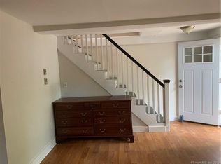 52 Harbor St, Stamford, CT 06902