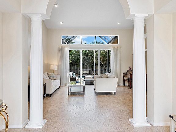 5th image of 2642 W Abiaca Circle