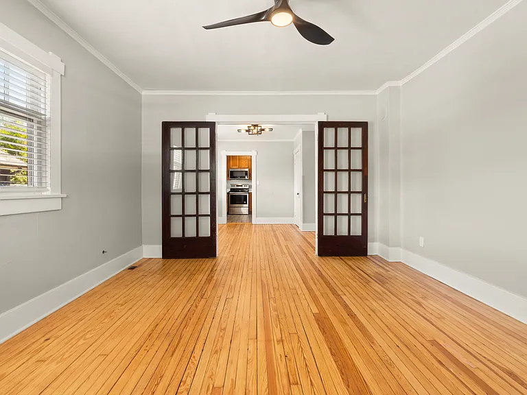 202 N Hooker St — Photo 6